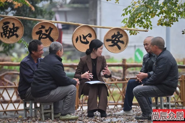 宝贝玖玖美丽村官用心服务乡民共建和谐美好家园