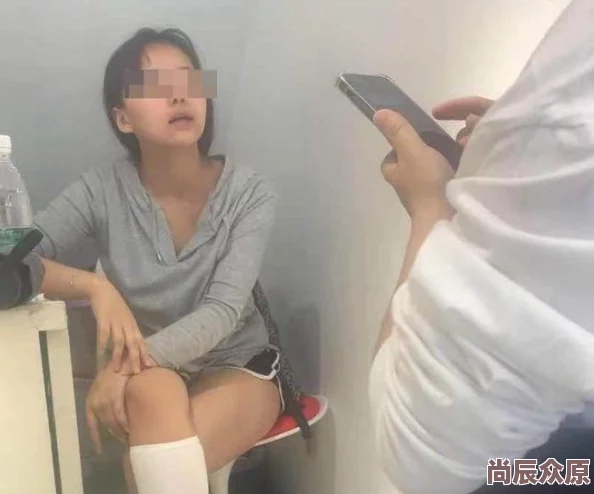 调教美女校花遭曝光情节低俗传播不良价值观误导青少年