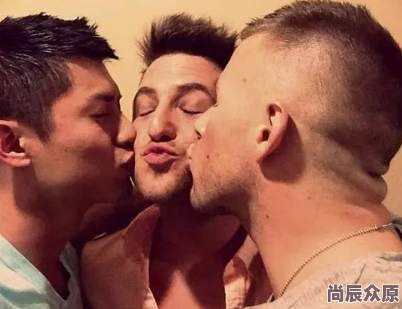 新男男69在播放gaytube视频据说片场气氛暧昧两人私下关系也很好